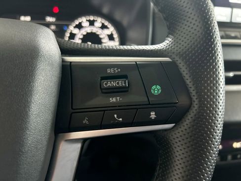 Used 2024 Mitsubishi Outlander SE FWD image 18