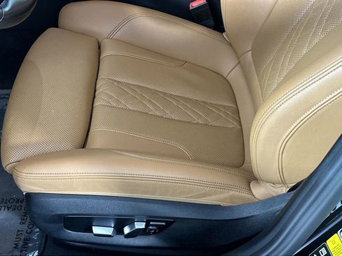 Used 2023 BMW 530i xDrive w/ Convenience Package image 12