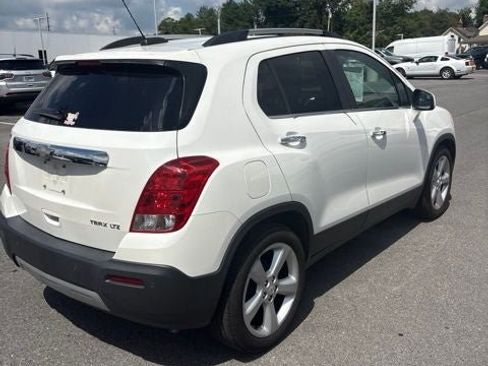 Used 2015 Chevrolet Trax LTZ w/ LPO, Cargo Package FWD image 9