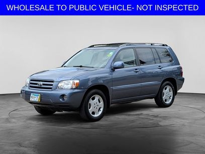 Used 2005 Toyota Highlander Limited w/ Leather Trim Pkg