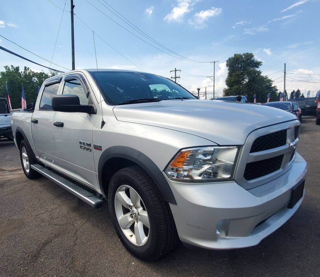 Used 2015 RAM 1500 Express AWD/4WD image 8