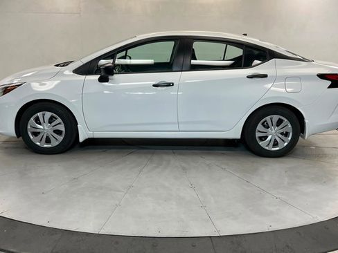 Used 2025 Nissan Versa S w/ Trunk Package FWD image 2