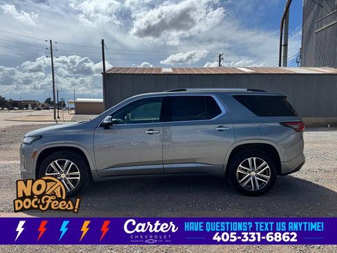 Used 2023 Chevrolet Traverse High Country FWD image 6