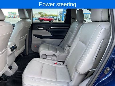 Used 2016 Toyota Highlander Limited Platinum AWD/4WD image 6