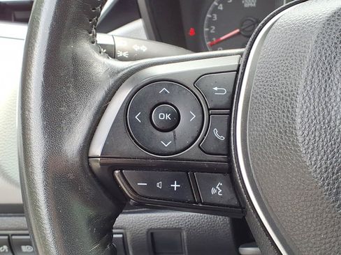 Used 2022 Toyota Corolla SE FWD image 19