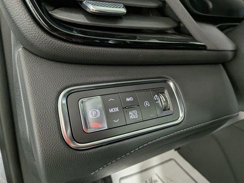 Certified 2025 Buick Enclave Sport Touring image 22