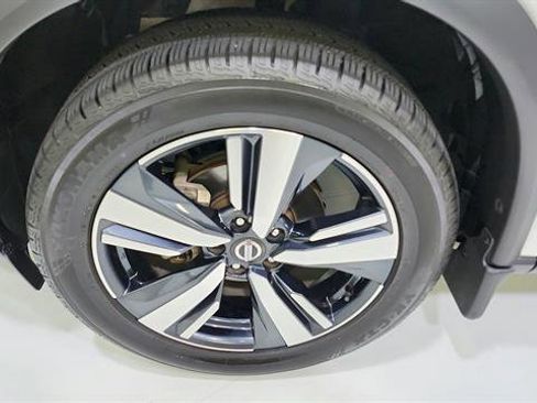 Certified 2021 Nissan Rogue SL FWD image 36