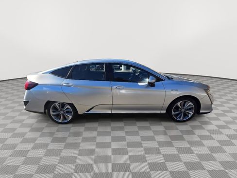 Used 2019 Honda Clarity Plug-In Hybrid image 4