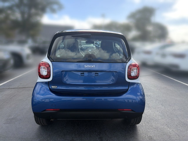 Used 2016 smart fortwo Coupe RWD image 6