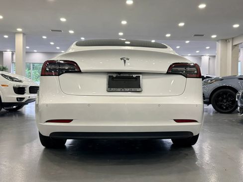 Used 2019 Tesla Model 3 Standard Range RWD image 6