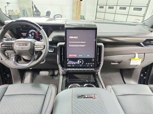 New 2026 GMC Yukon AT4 image 26