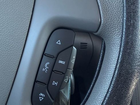 Used 2015 Chevrolet Traverse LS AWD/4WD image 31