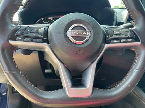 Used 2024 Nissan Altima 2.5 SR w/ SR Premium Package FWD image 13
