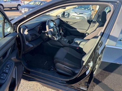 Used 2025 Subaru Outback image 8