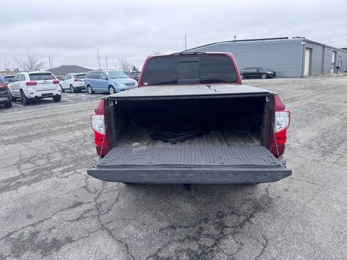 Used 2019 Nissan Titan PRO-4X AWD/4WD image 6