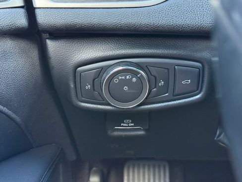 Used 2017 Lincoln MKZ Select w/ Technology Package AWD/4WD image 22