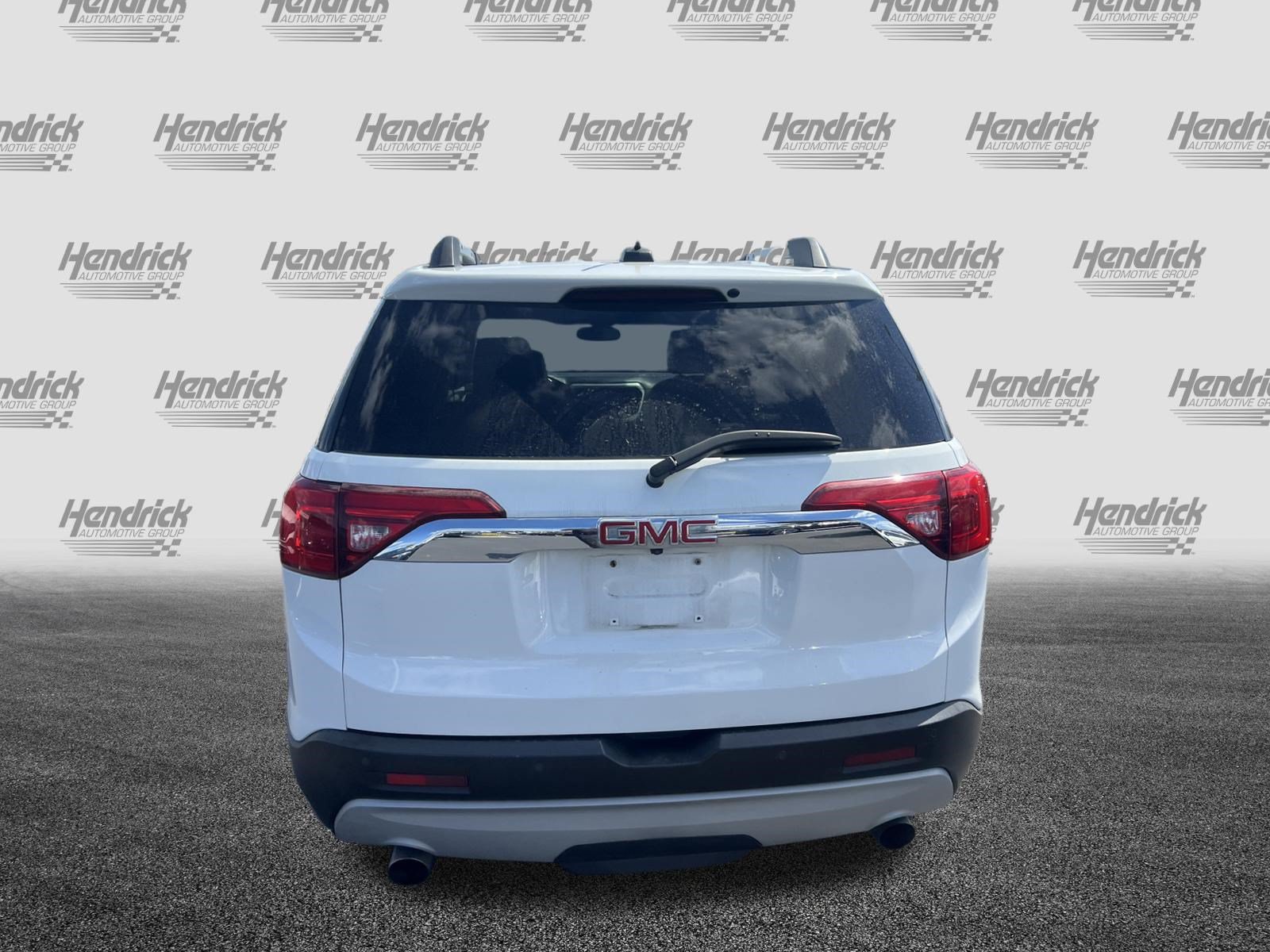 Used 2019 GMC Acadia SLT w/ LPO, Floor Liner Package FWD image 9