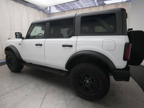 Used 2023 Ford Bronco Wildtrak AWD/4WD image 32
