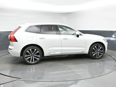Used 2023 Volvo XC60 B5 Ultimate w/ Climate Package AWD/4WD image 9