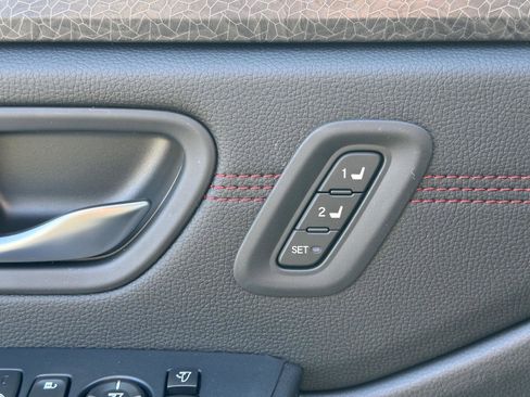 New 2026 Honda Pilot Black Edition image 16