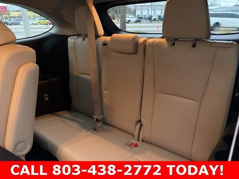 Used 2021 Toyota Highlander XLE image 15