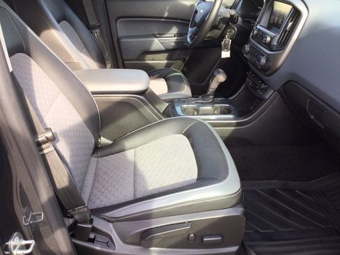 Used 2016 Chevrolet Colorado Z71 AWD/4WD image 19