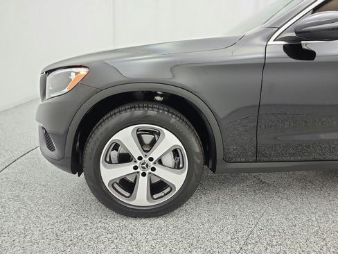 Used 2018 Mercedes-Benz GLC 300 image 17