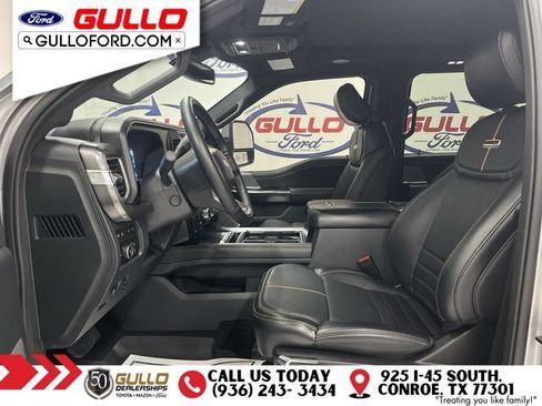 Used 2024 Ford F250 Platinum w/ FX4 Off-Road Package AWD/4WD image 30