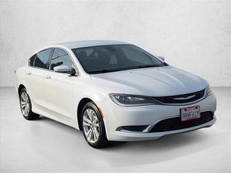 Used 2015 Chrysler 200 Limited w/ Convenience Group video 3