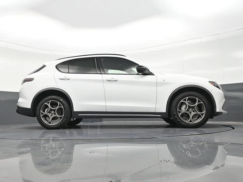 Used 2024 Alfa Romeo Stelvio Ti AWD/4WD image 28