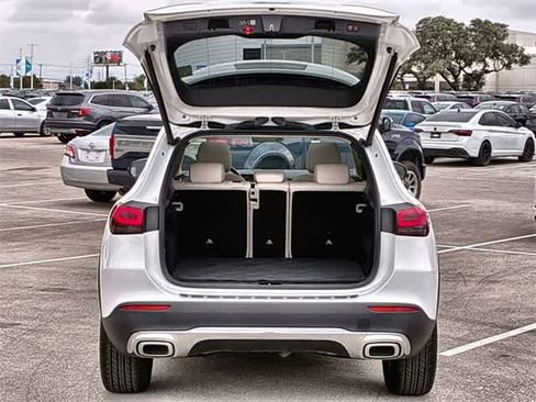 Used 2023 Mercedes-Benz GLA 250 4MATIC image 37