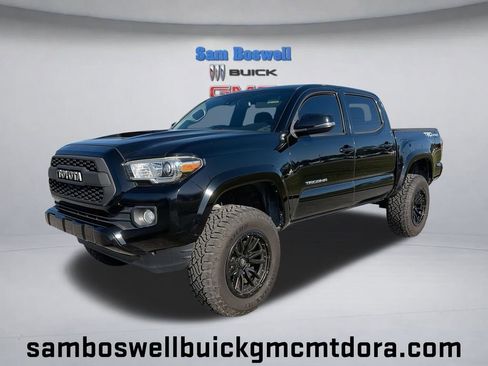 Used 2020 Toyota Tacoma TRD Sport w/ Technology Package image 1