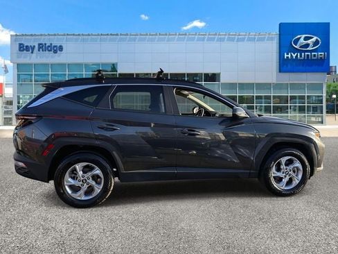 Used 2023 Hyundai Tucson SEL image 2