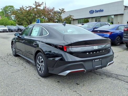 New 2026 Hyundai Sonata Blue FWD image 6