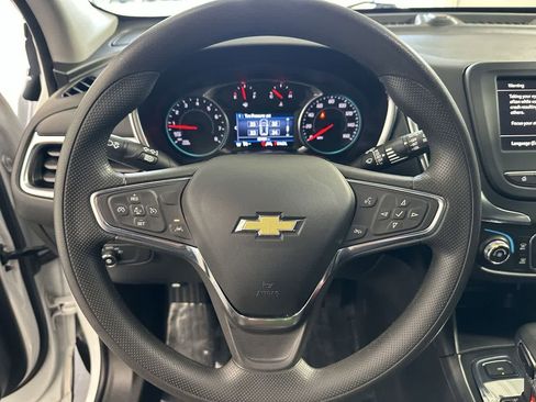 Used 2023 Chevrolet Equinox LT w/ LPO, Floor Liner Package image 16