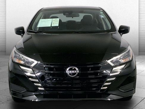 Used 2025 Nissan Versa SV w/ Trunk Package FWD image 2