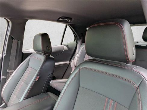 Used 2024 Chevrolet Equinox RS FWD image 19