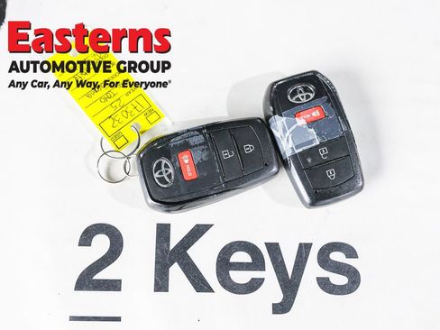 Used 2025 Toyota Tacoma SR RWD image 21