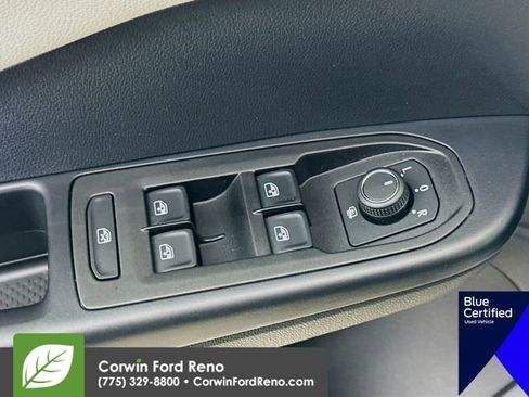 Used 2025 Volkswagen Taos SEL AWD/4WD image 20