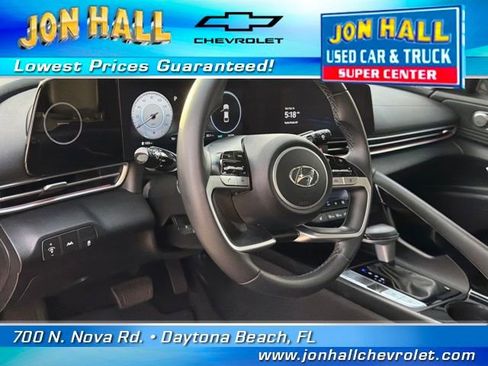 Used 2023 Hyundai Elantra Limited image 21