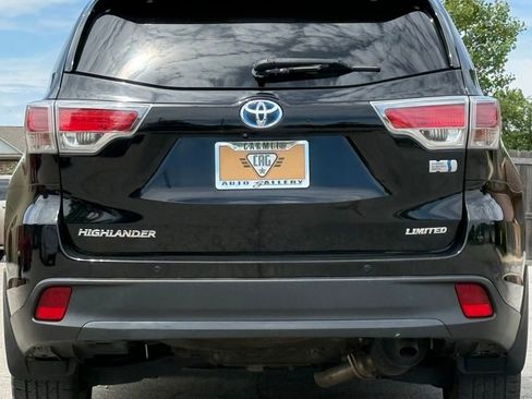 Used 2016 Toyota Highlander Limited Platinum AWD/4WD image 4