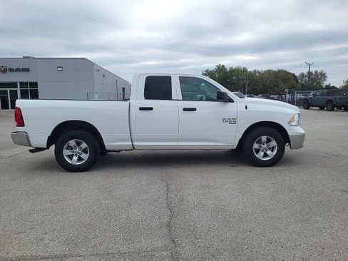Used 2024 RAM 1500 Classic SLT image 6