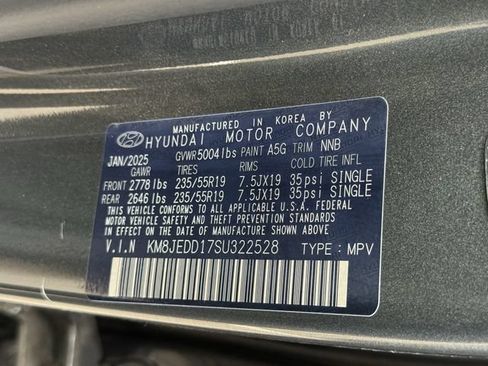 Used 2025 Hyundai Tucson Limited AWD/4WD image 36