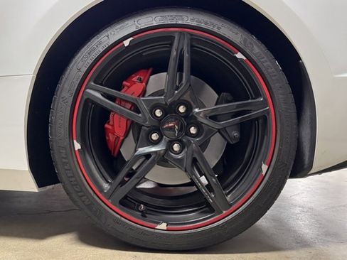 Used 2023 Chevrolet Corvette Stingray w/ Z51 Performance Package image 41