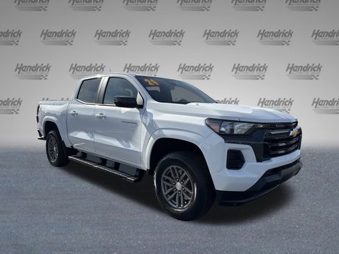 Certified 2024 Chevrolet Colorado LT image 2