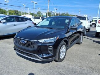 Used 2023 Ford Escape Active image 1