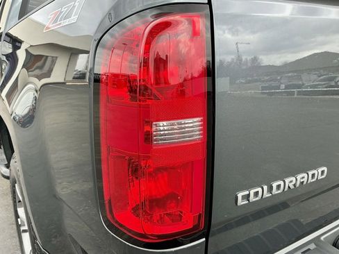 Used 2017 Chevrolet Colorado Z71 image 14