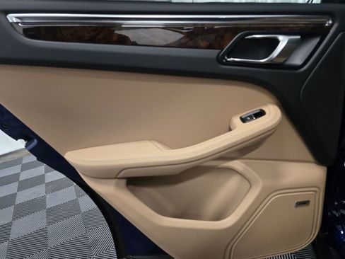 New 2026 Porsche Macan AWD/4WD image 22