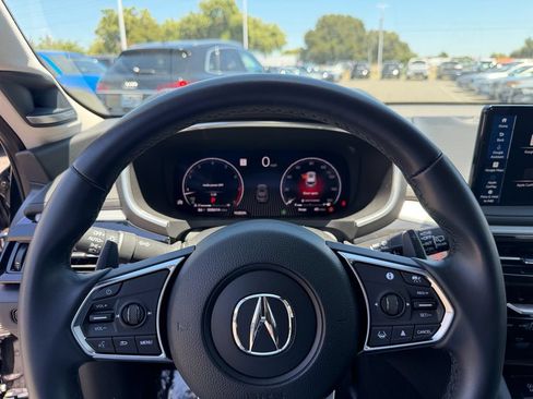 Certified 2025 Acura MDX FWD w/ Technology Package image 14