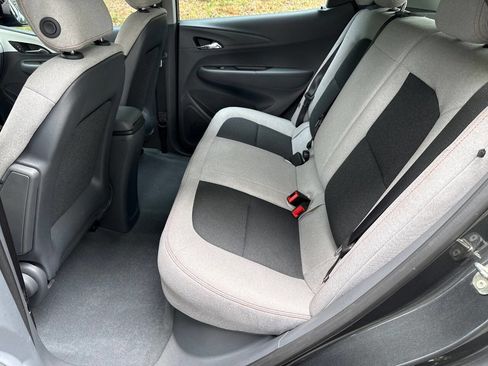 Used 2018 Chevrolet Bolt LT FWD image 15